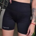 Short Basic 1500'1 negro