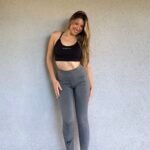 Calza con bolsillo 7777'6 gris c/fucsia