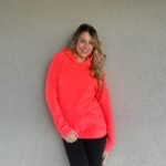 Buzo Basic con capucha micropolar 1051'42 coral fluor